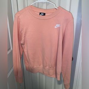 Woman’s Nike crew neck light sweater